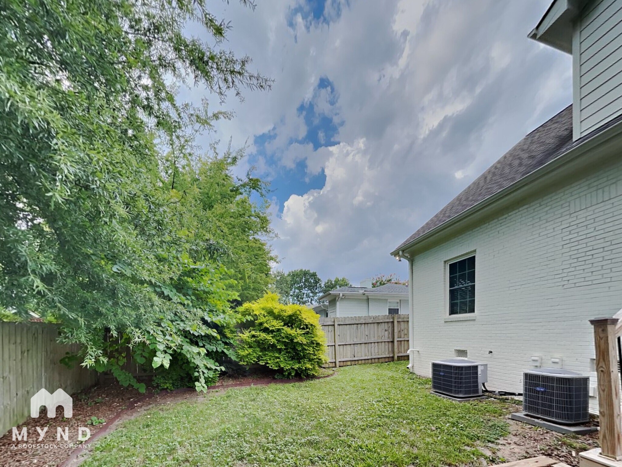 Building Photo - 211 Idlewild Ave