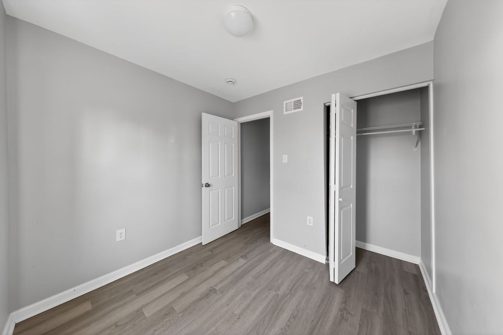 Building Photo - 1316 W 3rd St