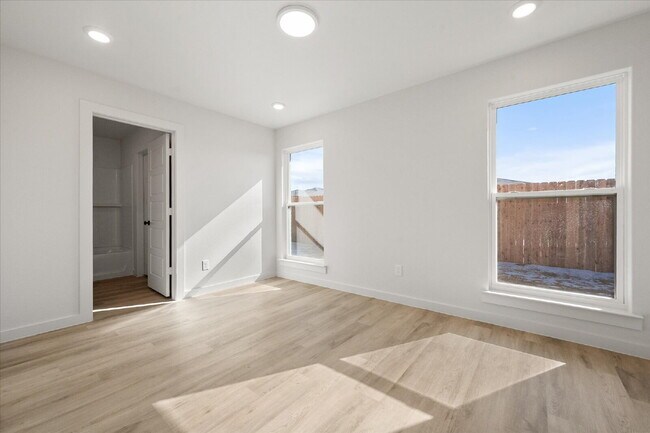 Building Photo - Beautiful New Build Home in Cypress Ranch!