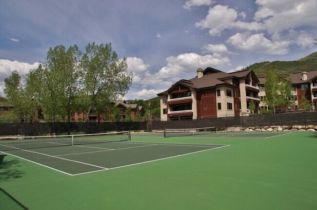 Building Photo - 2905 Mountaineer Cir