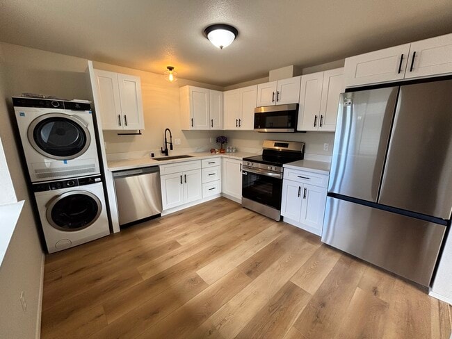 Building Photo - Wetmore Apartments