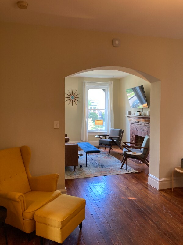 Building Photo - 3884 Juniata St