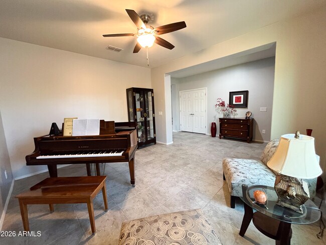 Building Photo - 25935 W Potter Dr