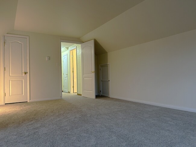 Building Photo - 708 Flintlock Dr