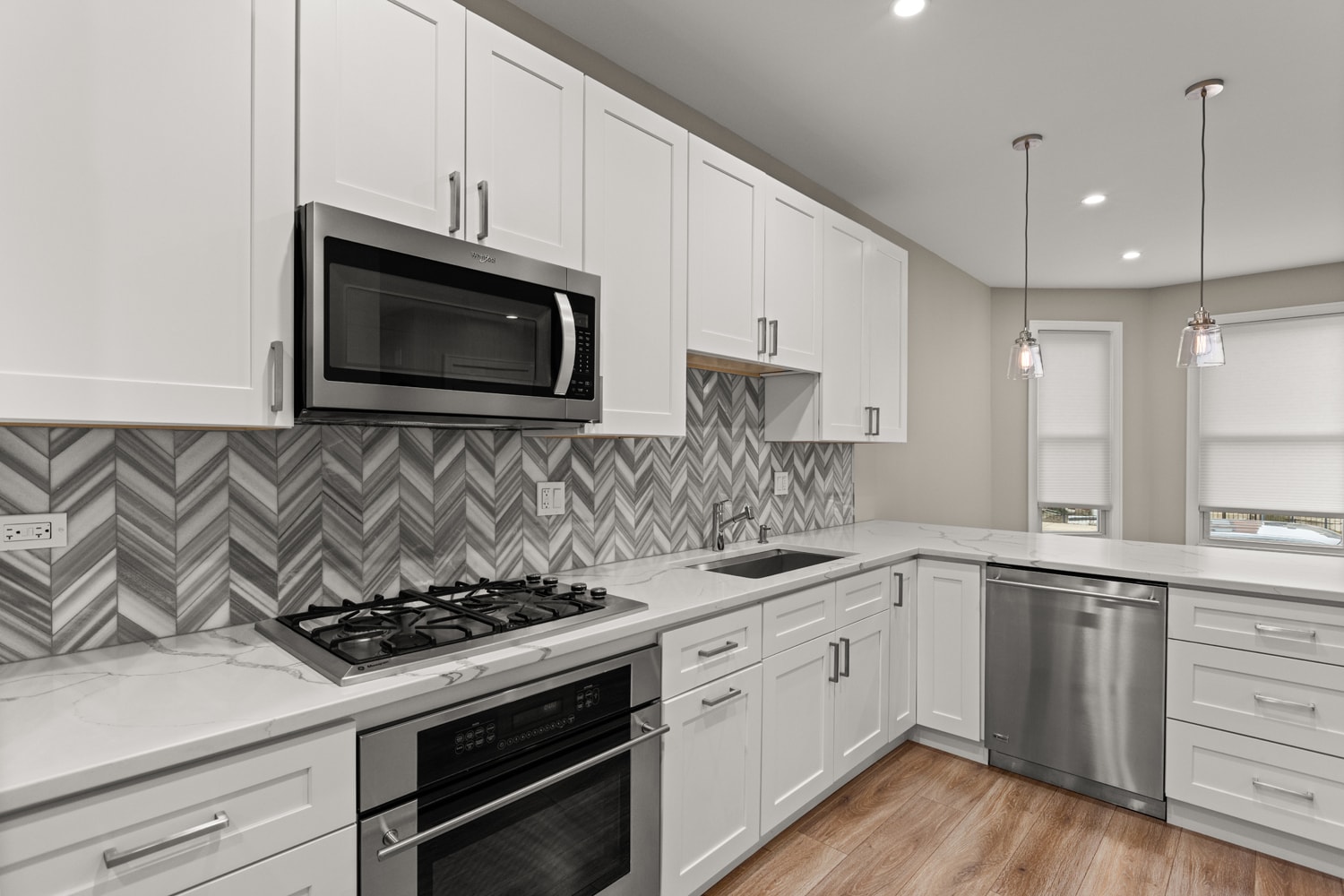 Building Photo - 3608 W Diversey Ave