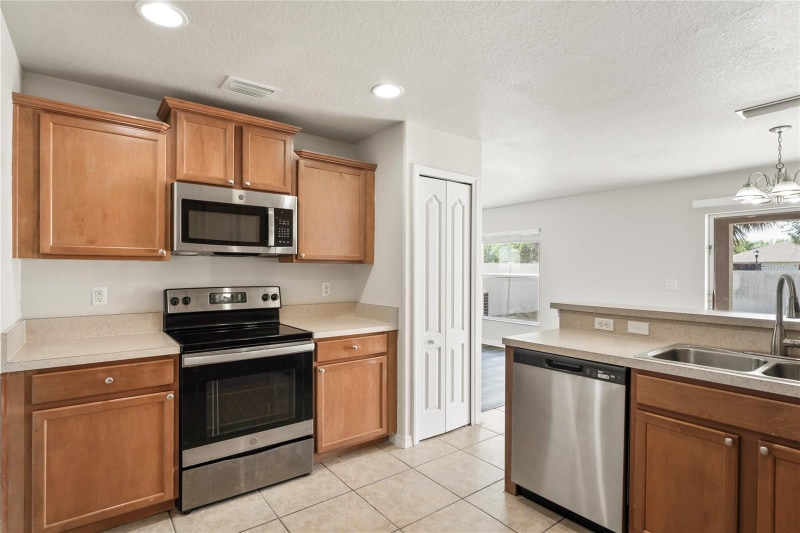 Building Photo - 7350 Lumber Port Dr
