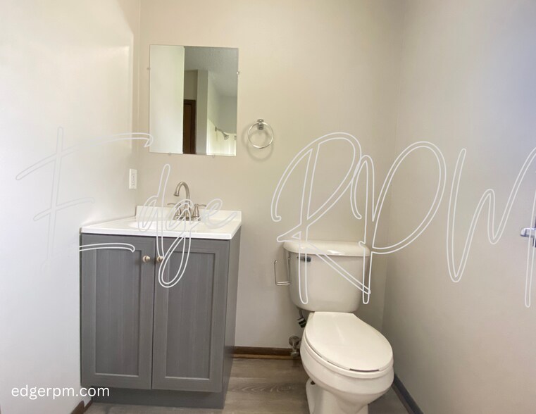 Building Photo - 5407 Norse Dr