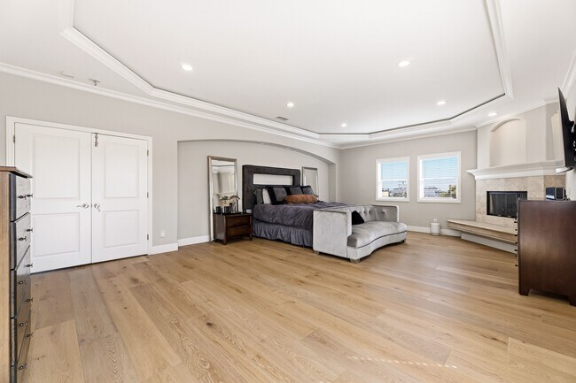 Building Photo - 1832 11th St