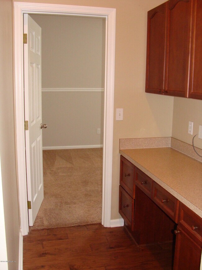 Building Photo - 2266 Cascadia Ct