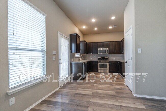 Building Photo - 6507 Candlecrest Ct