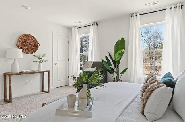 Building Photo - 3095 Day Dream Ln