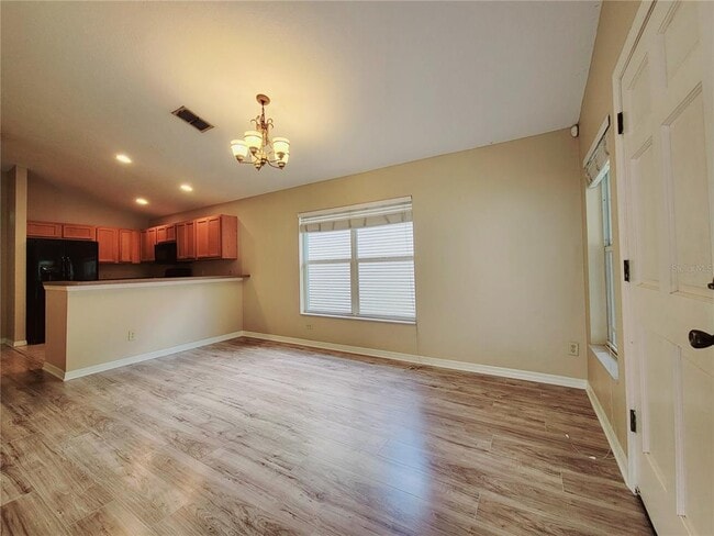 Building Photo - 2008 N Albany Ave