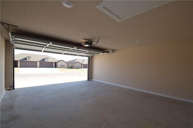 Building Photo - 1540 Sandpiper St