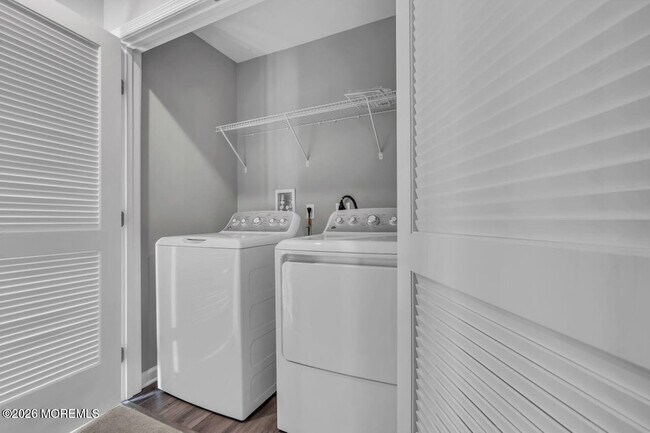 Building Photo - 1 L Wendowski St