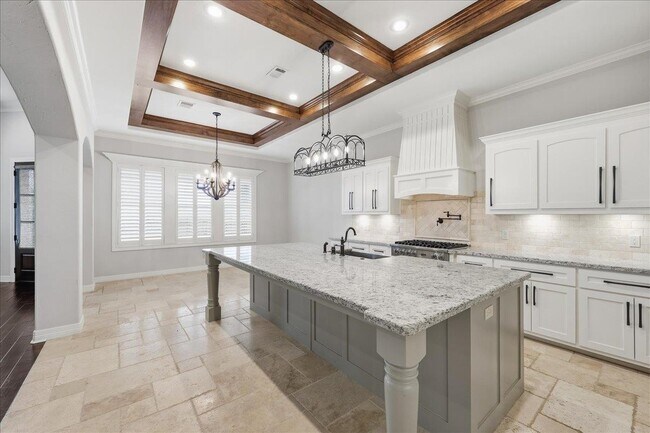 Building Photo - 302 Spring Brook Ct