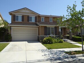 Building Photo - COMING SOON! 4 Bedroom Home in the Canyon Gate Community in Newhall!
