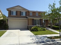 Building Photo - COMING SOON! 4 Bedroom Home in the Canyon Gate Community in Newhall!