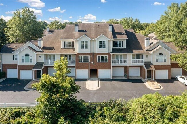 Primary Photo - 106 Spring Heights Ln