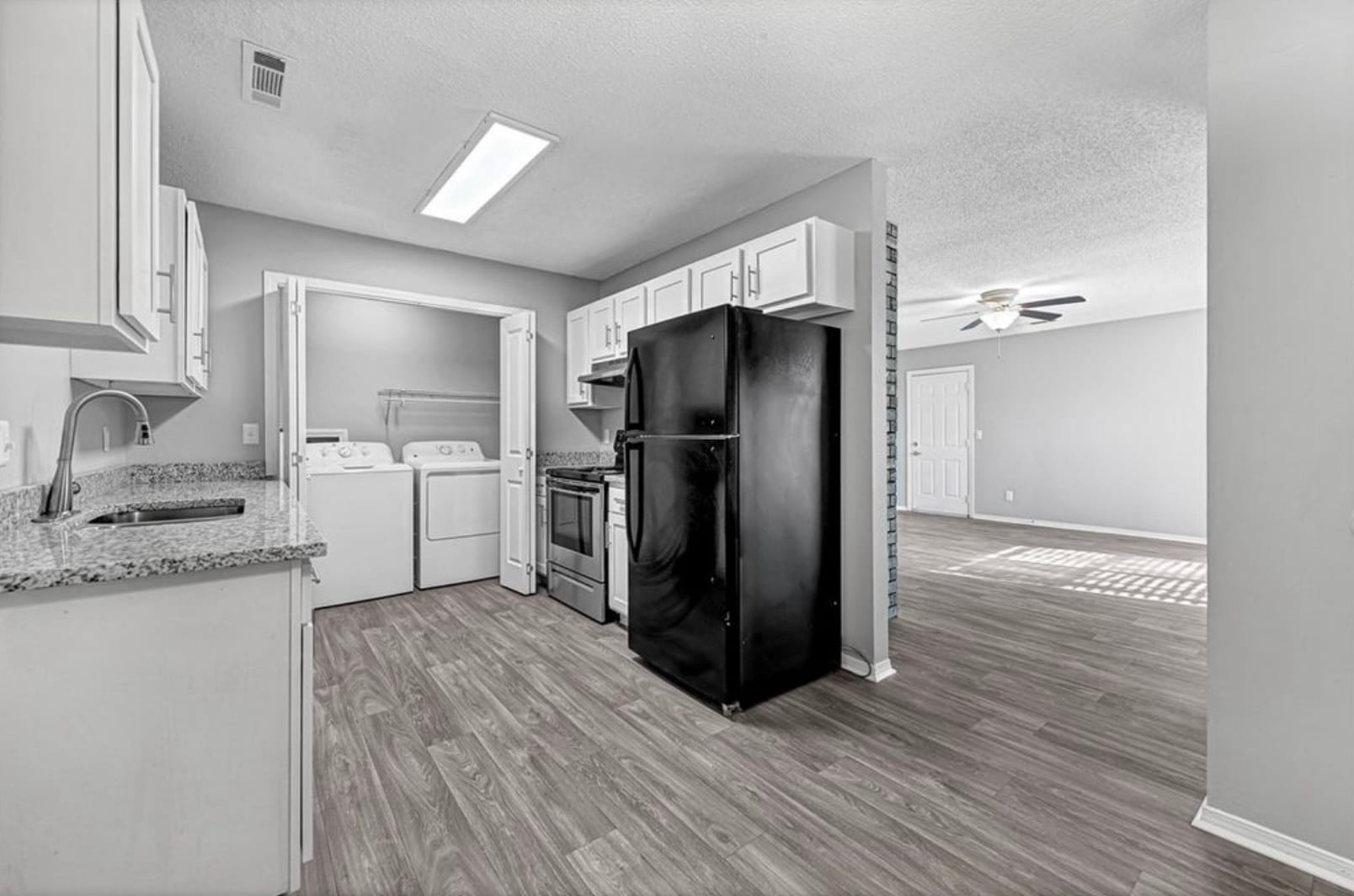 Building Photo - 4518 W Franciscan Trl