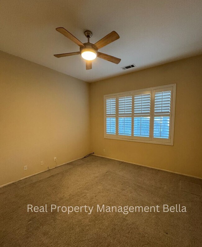 Building Photo - Charming 3-Bedroom Home with Open Floor Plan and Covered Patio