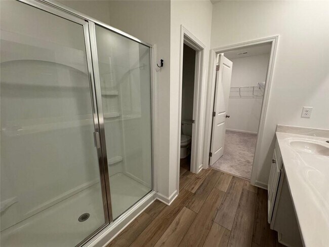 Building Photo - 204 Peregrine Point