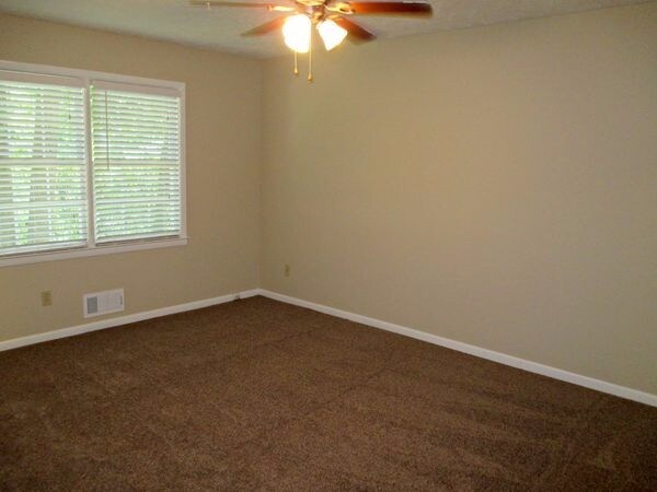 Building Photo - 1191 Stevens Ct SW