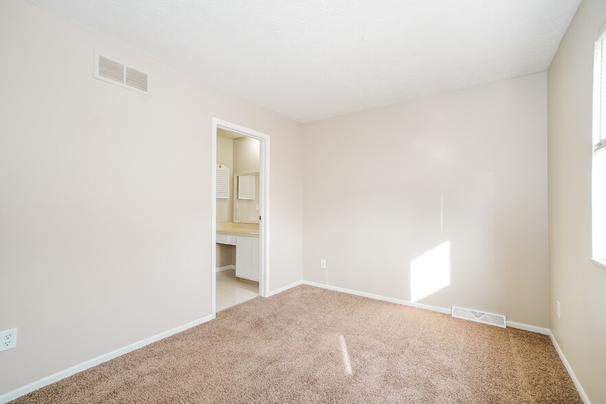 Building Photo - 7609 Penwood Pl