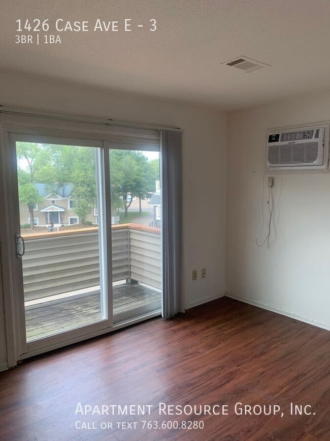 Building Photo - 1426 Case Ave E