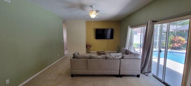 Building Photo - Beautiful 4/3 2 Story Pool Home In Ocoee FL
