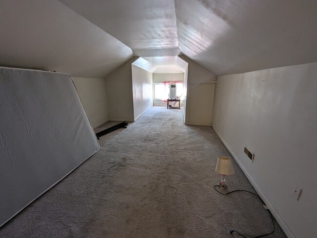 Building Photo - 116 N New Rd