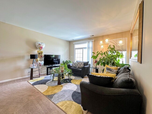 Building Photo - 2913 Concord Ln