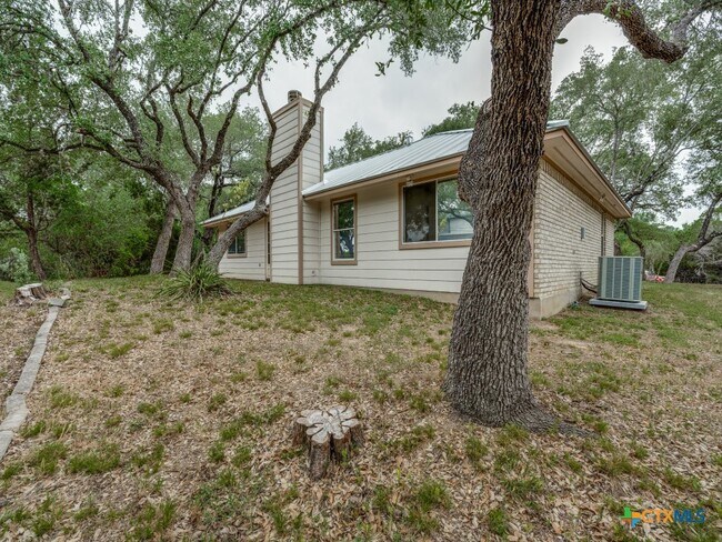 Building Photo - 510 Maricopa Dr