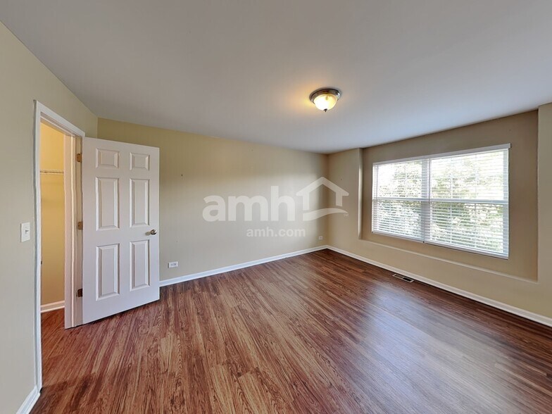 Building Photo - 4588 Camden Ln