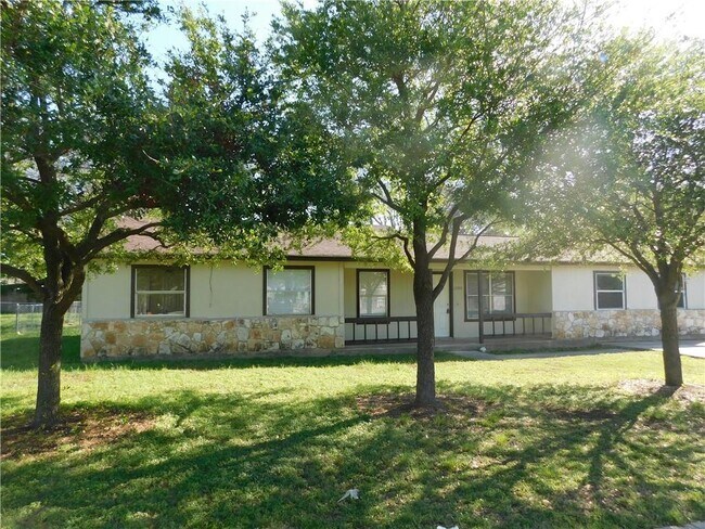 Building Photo - 1500 Mangrum St