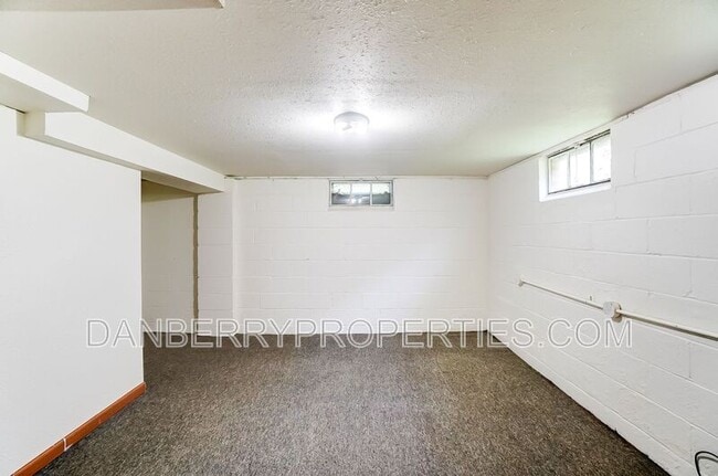 Building Photo - 919 Brookley Blvd