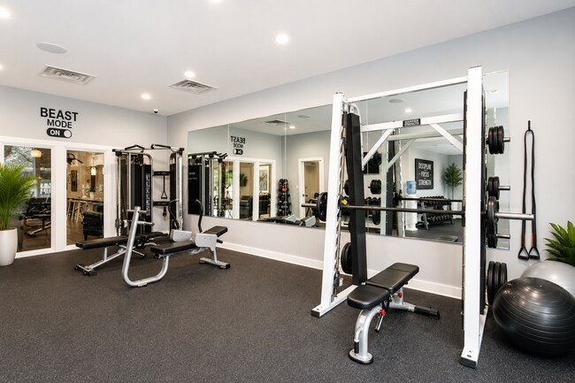 Building Photo - 2 bed 2 bath in Dublin City Schools!