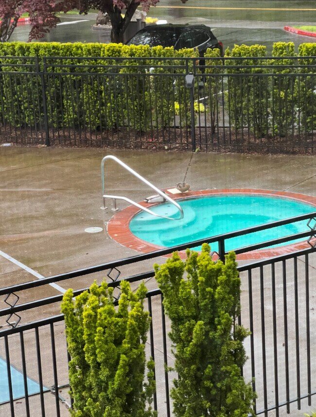 Building Photo - 5064 Foothills Dr