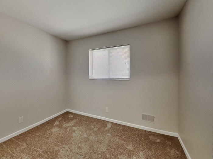 Building Photo - 7 Lucas St