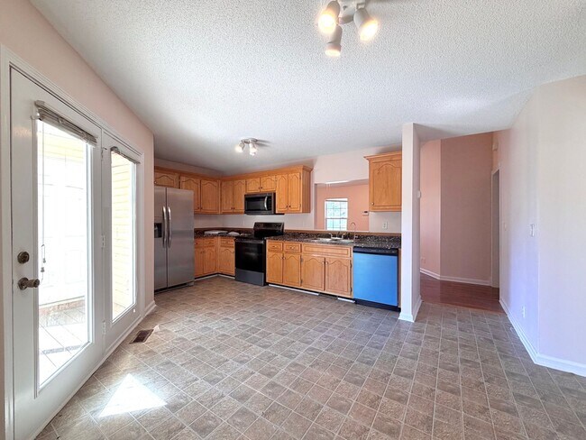 Building Photo - 1380 Scrub Oak Drive