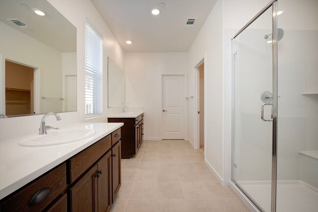 Building Photo - 4798 Tilly Dr