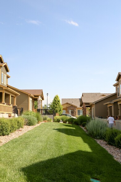 Building Photo - 5580 W 72nd Ave