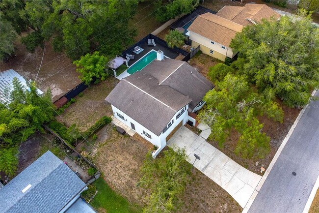 Building Photo - 518 Crestover Dr