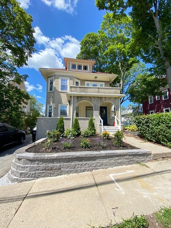 Building Photo - 126 Winsor Ave