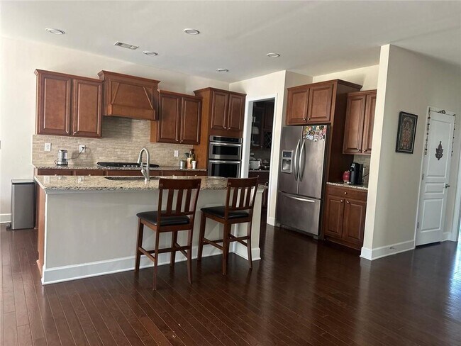 Building Photo - 630 Glenish CT
