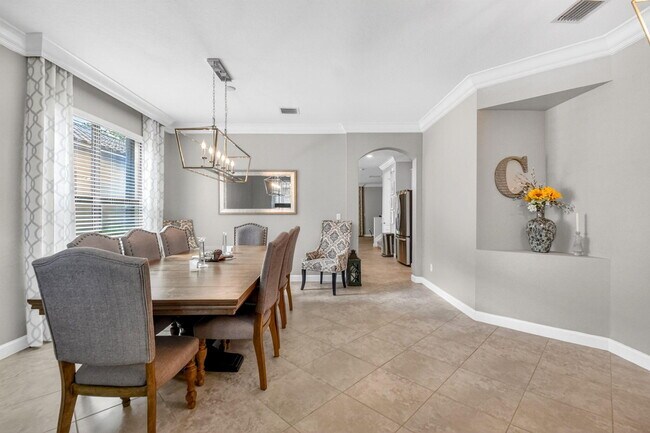 Building Photo - 9062 Gulf Cove Dr