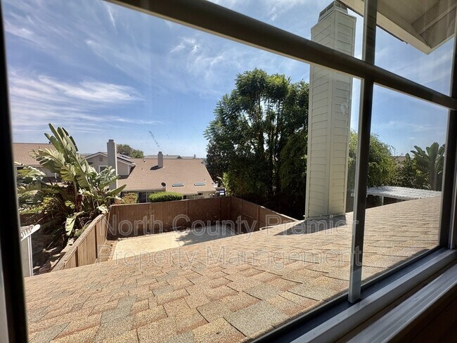 Building Photo - 2995 Lexington Cir