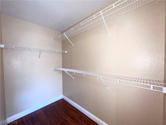 Building Photo - 5055 W Hacienda Ave