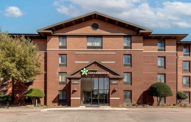 Building Photo - 605 Meadow Creek Dr