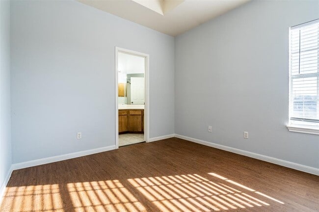 Building Photo - 311 Rawhide Loop