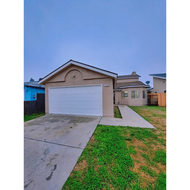 Building Photo - Beautiful 3-Bedroom Fresno Home with Backyard!